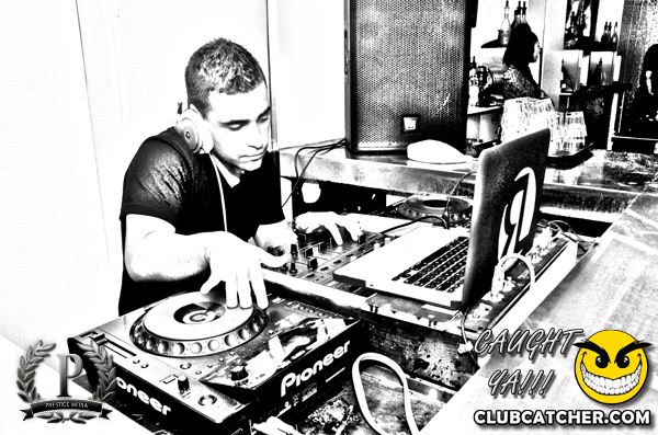 Gravity Soundbar nightclub photo 173 - November 15th, 2013