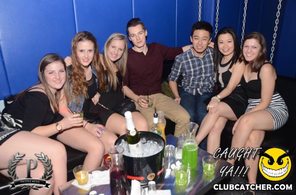 Gravity Soundbar nightclub photo 195 - November 15th, 2013