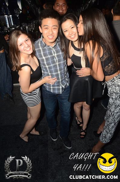 Gravity Soundbar nightclub photo 200 - November 15th, 2013