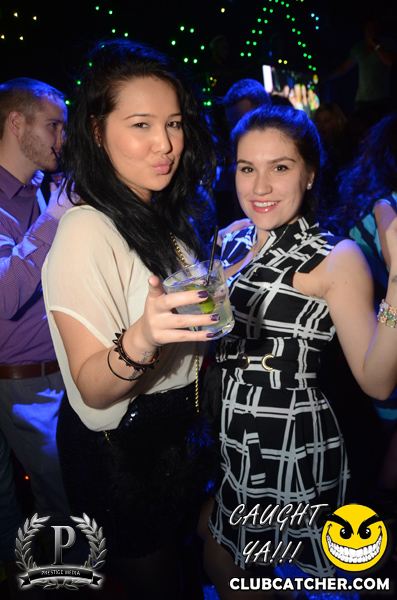 Gravity Soundbar nightclub photo 34 - November 15th, 2013