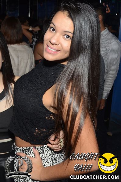 Gravity Soundbar nightclub photo 42 - November 15th, 2013