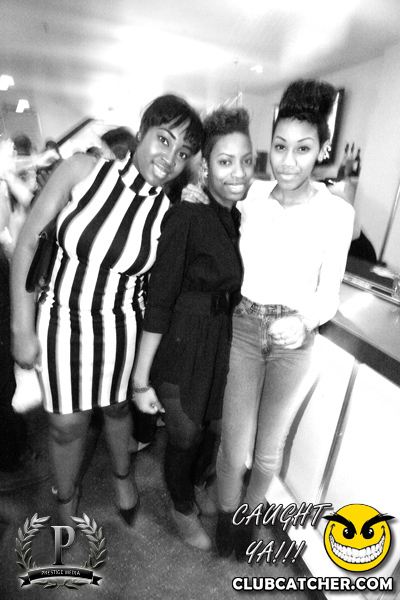 Gravity Soundbar nightclub photo 44 - November 15th, 2013