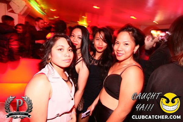 Gravity Soundbar nightclub photo 60 - November 15th, 2013