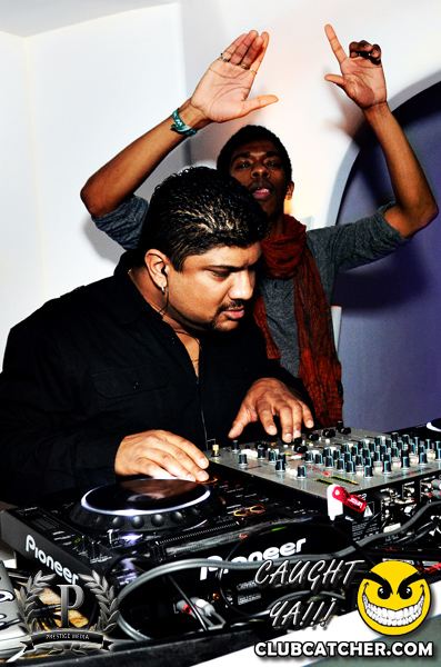 Cove 31 lounge photo 102 - November 16th, 2013