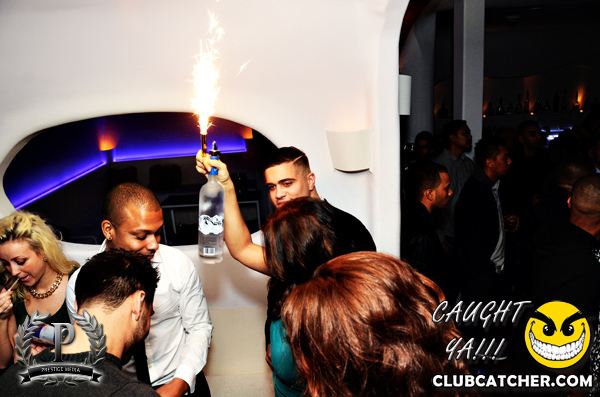 Cove 31 lounge photo 111 - November 16th, 2013