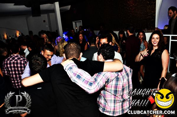 Cove 31 lounge photo 127 - November 16th, 2013