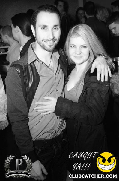 Cove 31 lounge photo 100 - November 16th, 2013