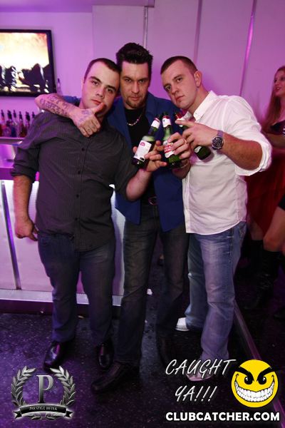 Gravity Soundbar nightclub photo 120 - November 22nd, 2013