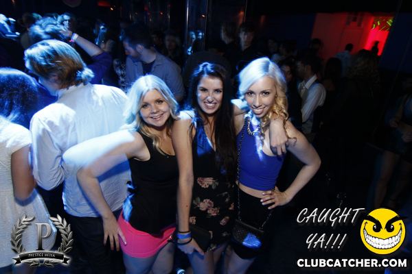 Gravity Soundbar nightclub photo 175 - November 22nd, 2013