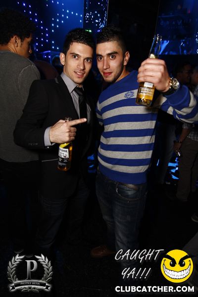 Gravity Soundbar nightclub photo 37 - November 22nd, 2013