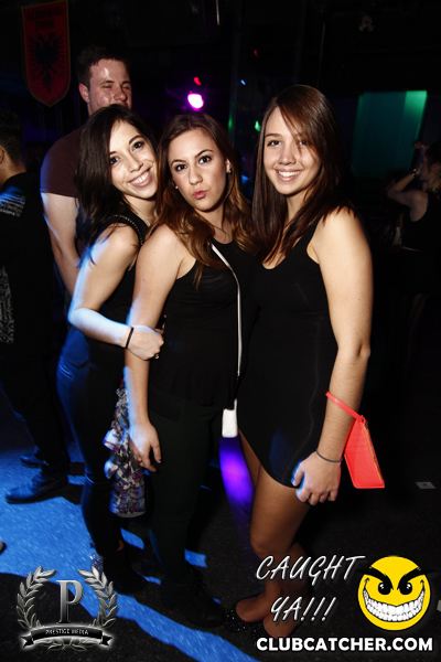 Gravity Soundbar nightclub photo 95 - November 22nd, 2013