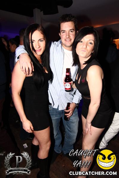 Cove 31 lounge photo 12 - November 23rd, 2013