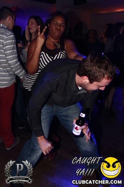 Cove 31 lounge photo 151 - November 23rd, 2013