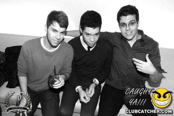 Cove 31 lounge photo 24 - November 23rd, 2013