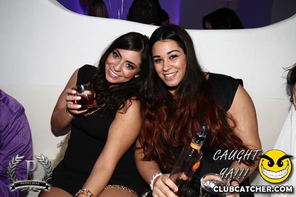 Cove 31 lounge photo 9 - November 23rd, 2013