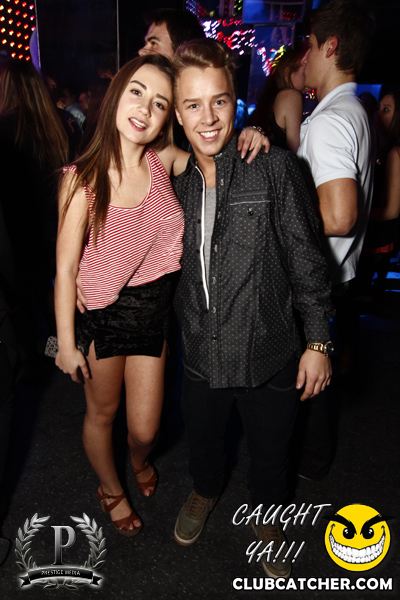 Gravity Soundbar nightclub photo 140 - November 29th, 2013