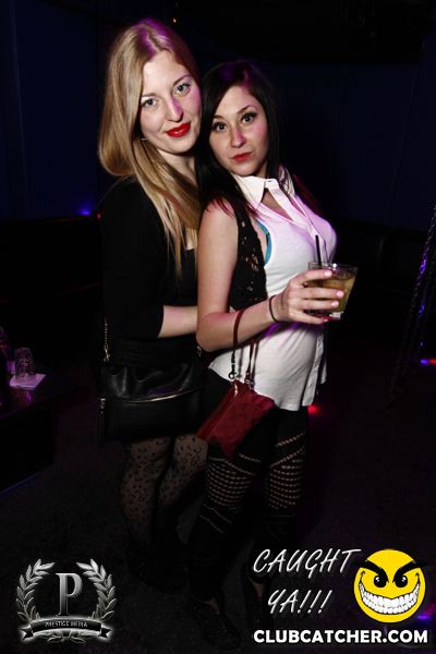 Gravity Soundbar nightclub photo 16 - November 29th, 2013