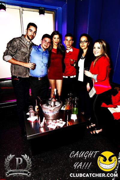 Gravity Soundbar nightclub photo 158 - November 29th, 2013