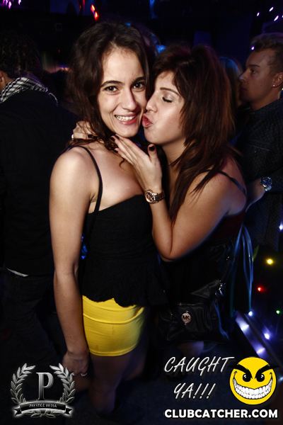 Gravity Soundbar nightclub photo 17 - November 29th, 2013