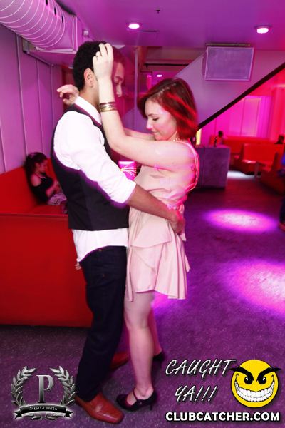 Gravity Soundbar nightclub photo 192 - November 29th, 2013