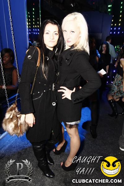 Gravity Soundbar nightclub photo 204 - November 29th, 2013