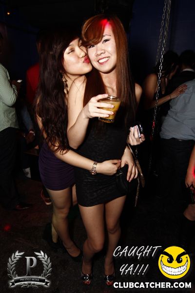 Gravity Soundbar nightclub photo 67 - November 29th, 2013