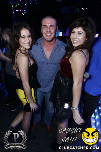 Gravity Soundbar nightclub photo 8 - November 29th, 2013