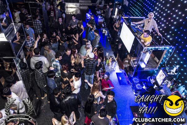 Gravity Soundbar nightclub photo 1 - December 6th, 2013