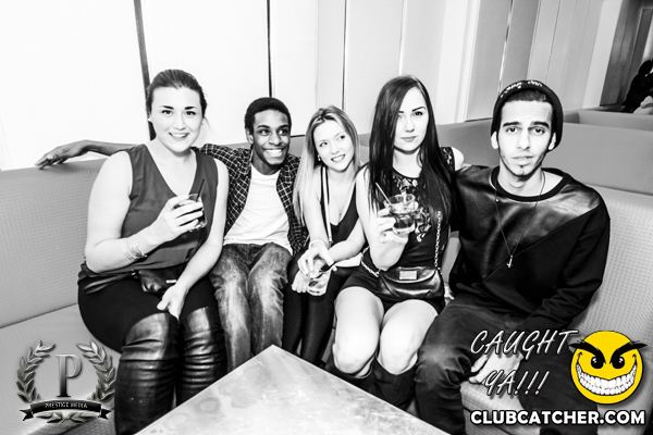 Gravity Soundbar nightclub photo 44 - December 6th, 2013