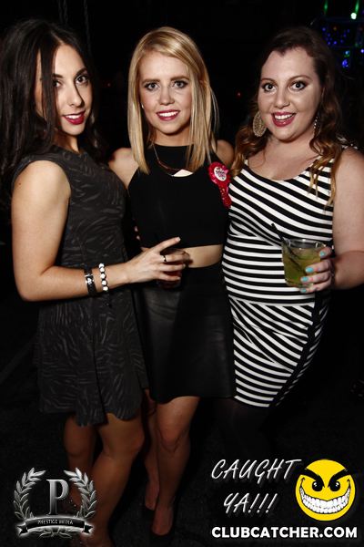 Gravity Soundbar nightclub photo 16 - December 27th, 2013