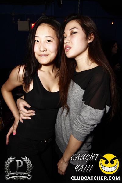 Gravity Soundbar nightclub photo 4 - December 27th, 2013