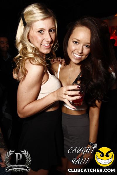 Gravity Soundbar nightclub photo 47 - December 27th, 2013