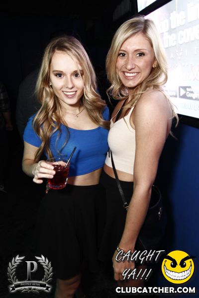 Gravity Soundbar nightclub photo 7 - December 27th, 2013