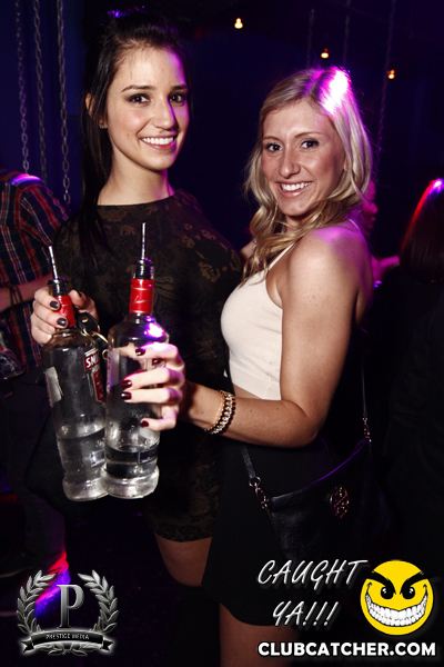 Gravity Soundbar nightclub photo 77 - December 27th, 2013