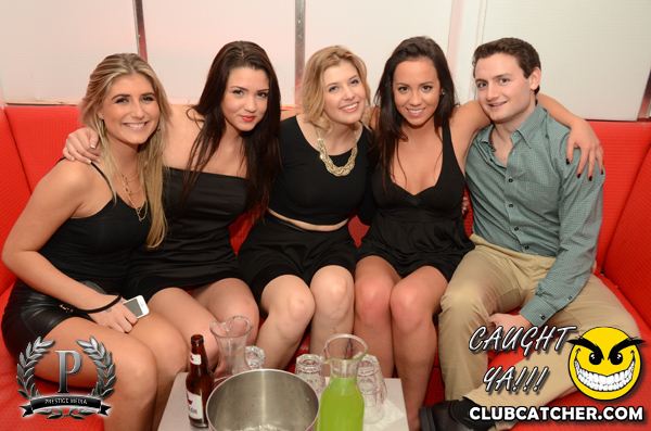 Gravity Soundbar nightclub photo 16 - December 31st, 2013