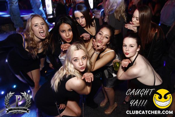 Gravity Soundbar nightclub photo 3 - January 3rd, 2014