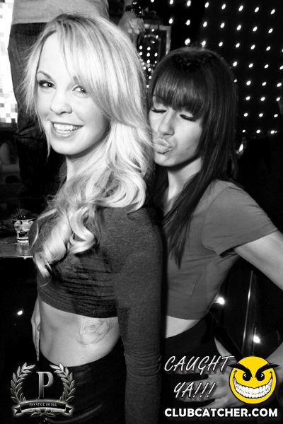 Gravity Soundbar nightclub photo 210 - January 3rd, 2014