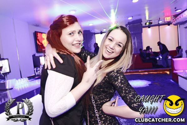 Gravity Soundbar nightclub photo 223 - January 3rd, 2014