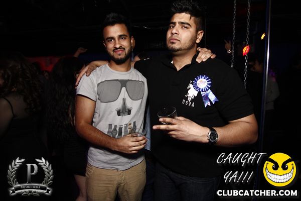 Gravity Soundbar nightclub photo 41 - January 3rd, 2014