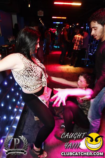 Gravity Soundbar nightclub photo 158 - January 10th, 2014