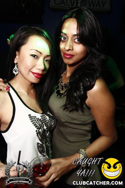 Gravity Soundbar nightclub photo 22 - January 10th, 2014