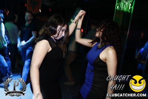 Gravity Soundbar nightclub photo 51 - January 10th, 2014