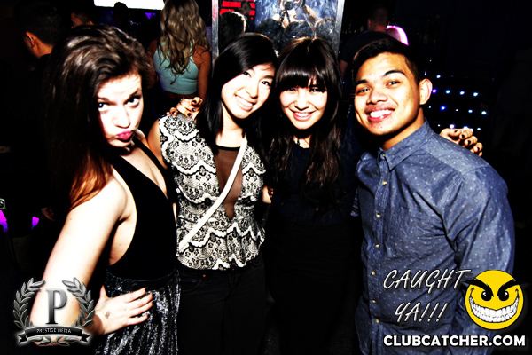 Gravity Soundbar nightclub photo 156 - January 17th, 2014