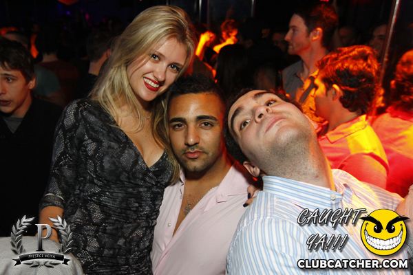 Gravity Soundbar nightclub photo 213 - January 17th, 2014