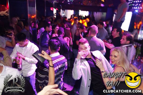 Gravity Soundbar nightclub photo 215 - January 17th, 2014