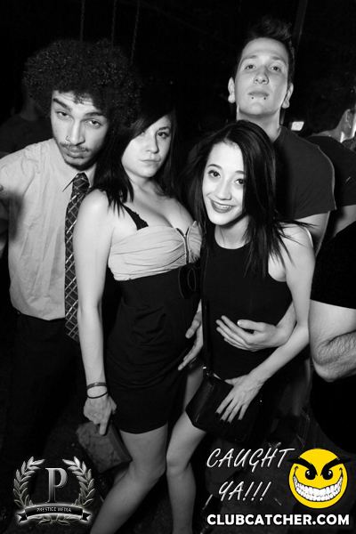 Gravity Soundbar nightclub photo 77 - January 17th, 2014