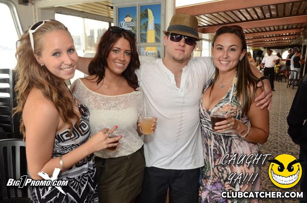 Luxy nightclub photo 126 - June 26th, 2011