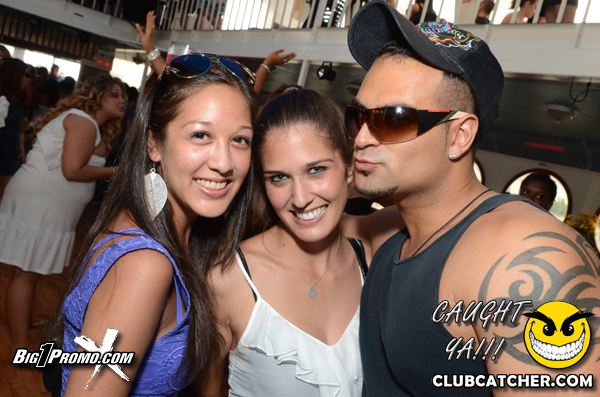 Luxy nightclub photo 191 - June 26th, 2011