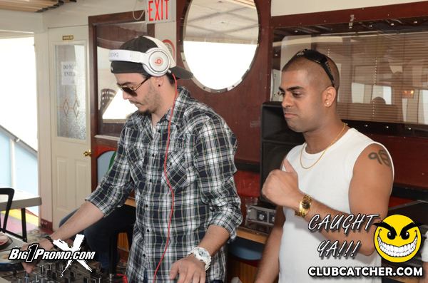 Luxy nightclub photo 5 - June 26th, 2011