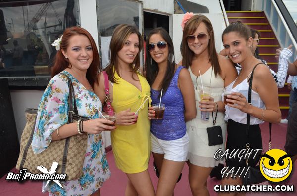 Luxy nightclub photo 79 - June 26th, 2011